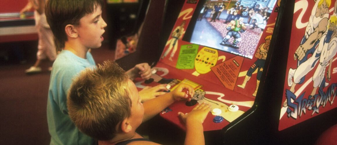 331255-1600x1066-80s-arcade-game